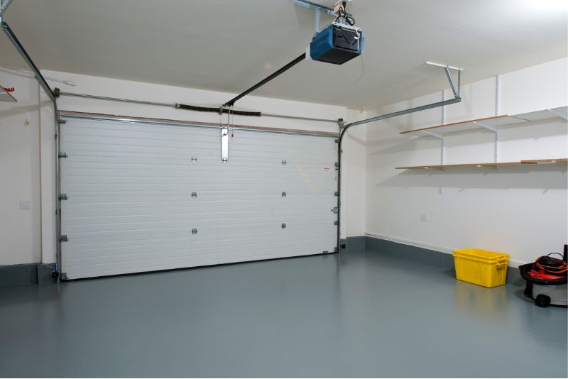 Garage flooring with epoxy